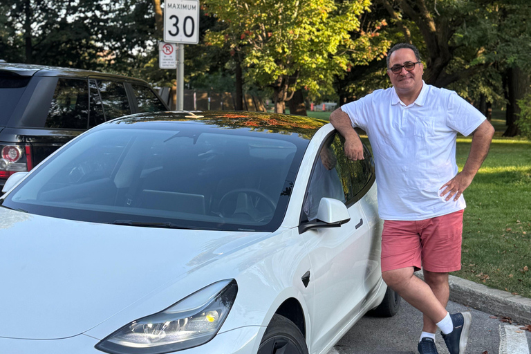 Montreal Private City Car Tour with Local Guide