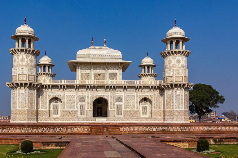 Taj Mahal Sunrise, Agra Fort & Baby Taj Tour (All-Inclusive) From Agra: Tour with Car, Driver and Guide Only
