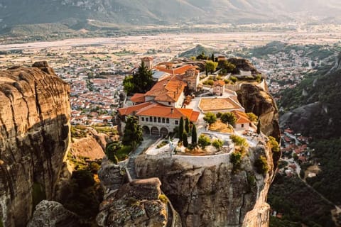 Athens: 2-Days to Meteora,local guides,small group tours