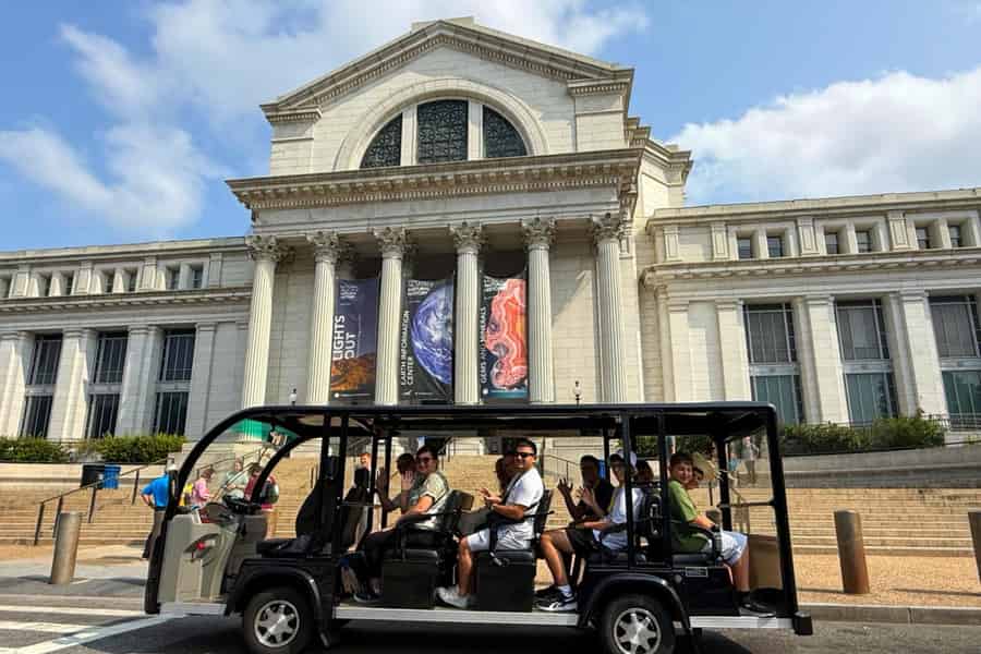 Washington D.C.: National Mall & Denkmäler – Führung mit dem Cart. Foto: GetYourGuide Washington D.C.: National Mall & Denkmäler – Führung mit dem Cart. Foto: GetYourGuide