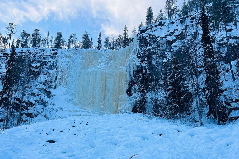 Rovaniemi: Canyon Winter Hike with Frozen Water Falls