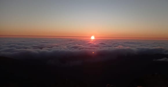 Funchal: Pico do Arieiro Sunrise Jeep Tour with Pickup
