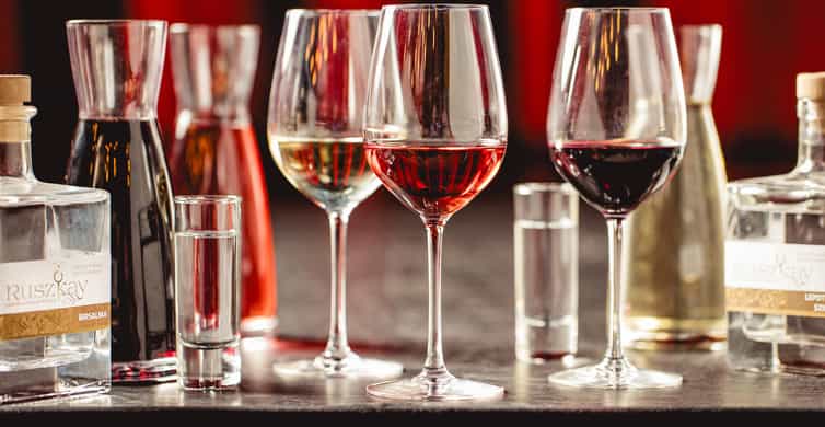 Budapest: Hungarian Dinner & Show with Unlimited Drinks photo 3