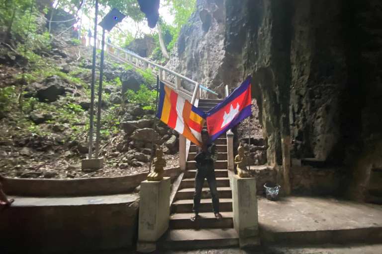 Battambang: Full-Day Tour with Hotel Pickup