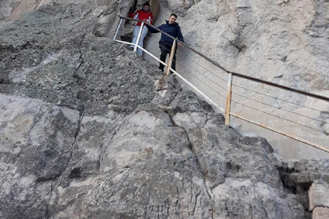 Tbilisi: Vardzia Caves, Rabati Castle and Borjomi Day Trip