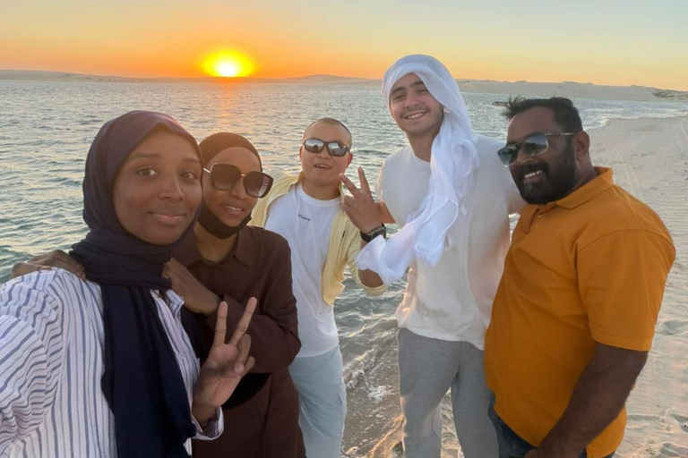 Doha : Private Sunset Desert Safari with Dinner at 4 Star