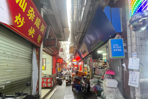 Bright and Dark Guangzhou: Urban Village Walking Tour