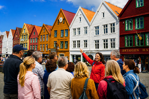 Bergen: Land & Sea UNESCO Walking Tour and City Cruise