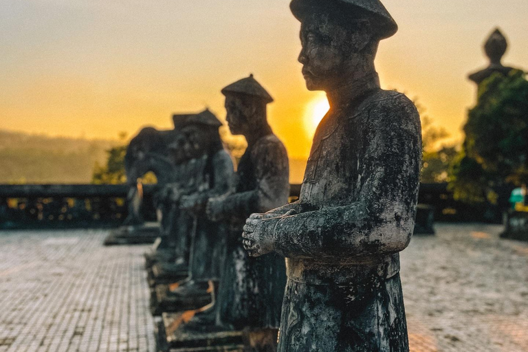 Hue: Royal Tombs Tour with Thuy Xuan Incense Village Visit 3 Royal Tombs: Minh Mang-Khai Dinh-Tu Duc & Incence Village