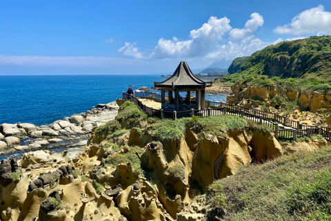 Keelung & New Taipei Instagram Photo Tour with Night Market