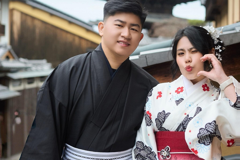 Kyoto: Luxury Kimono Photoshoot With ProfessionalPhotography