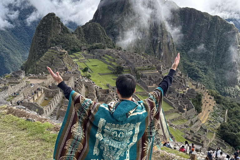 Machu Picchu: Entry & Exclusive Guided Experience Official Machu Picchu Entry