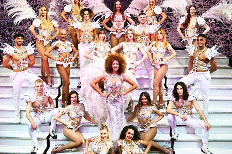 París: Estancia en el Hotel Seine Yacht y espectáculo de Cabaret Latino Paradis