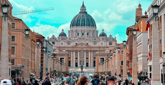 Vatican: St.Peter&#39;s Dome Entry Ticket & Basilica Audio Tour