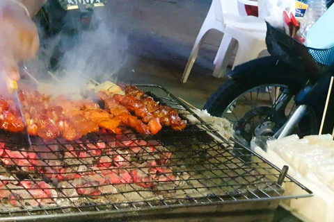Colombo: Sri Lankan Street Food Lovers Evening Tour by Local