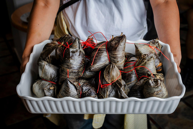 Manila Meals Food Tour with 15+ Tastings