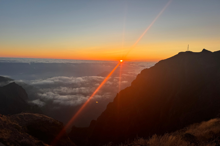 Sunrise Pico do Arieiro & Pico Ruivo Shuttle Hike