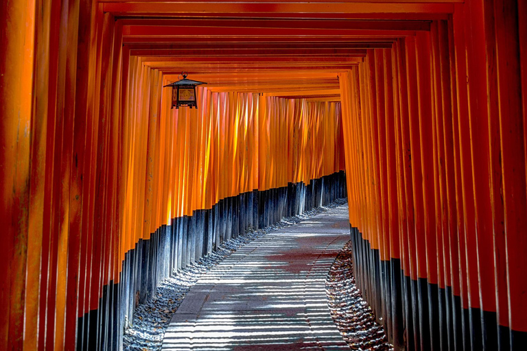 Från Osaka: Dagsutflykt till Kyoto med Fushimi Inari-helgedomen