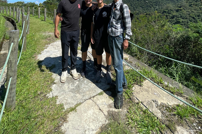 Da Rio: ritiro ecoturistico di 4 giorni con trasferimenti e cabineDa Rio: 4 giorni di eco-turismo con trasferimenti e alloggio in bungalow