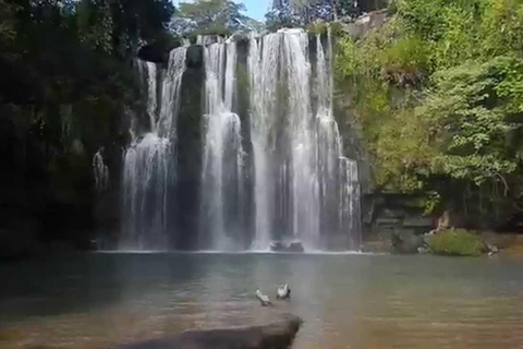 waterfall llanos del cortez chocolate and sloth tour
