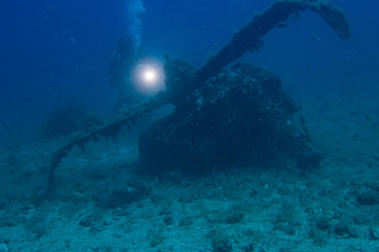 La Maddalena &amp; Lavezzi : plongée sous-marine pour les plongeurs certifiés.