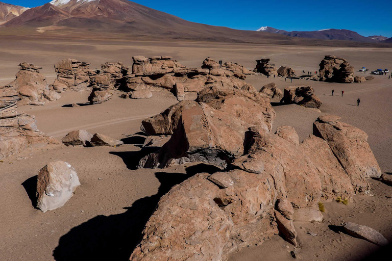 Uyuni Salt Flats in 3D-2NLes plaines salées d&#039;Uyuni en 3D-2N