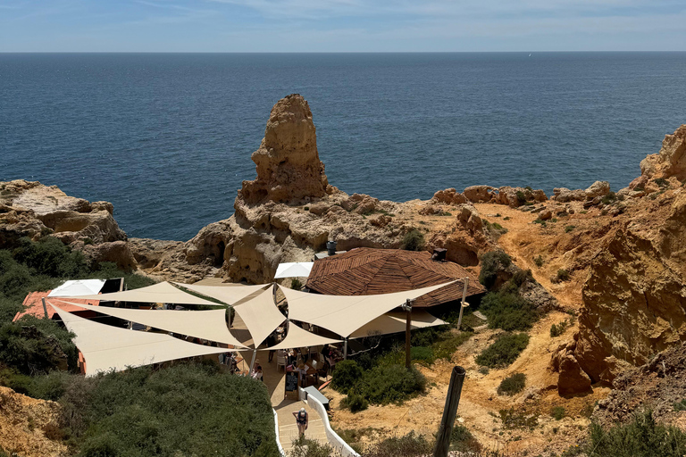 Da Lisbona: Escursione di un giorno in Algarve con crociera nelle grotte di Benagil