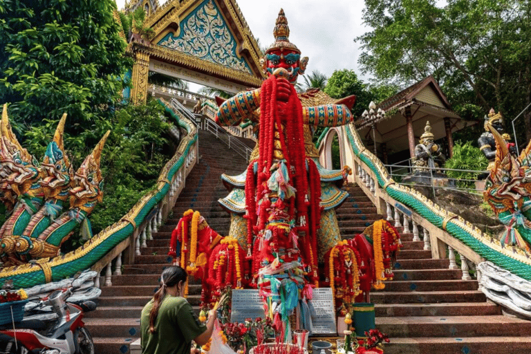 Phuket Temple Trail (Private & All-Inclusive)