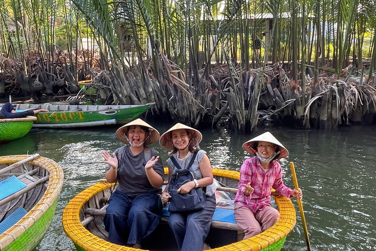 Hoi An: Basket Boat, Lantern Making Class & Hoai River Ride