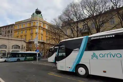 Viagem de ônibus entre Zagreb e Osijek
