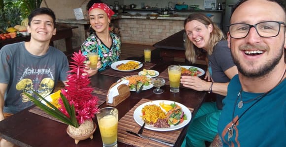 Cooking with a Costa Rican family