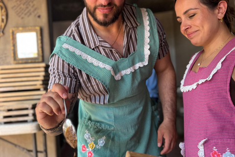 Oaxaca: Traditional Oaxacan Cooking Class with Local Chef