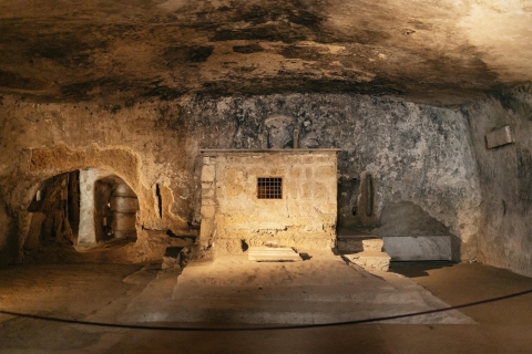 Napels: Catacomben van San Gennaro Toegangsticket & RondleidingTour in het Engels - vanaf 1 maart
