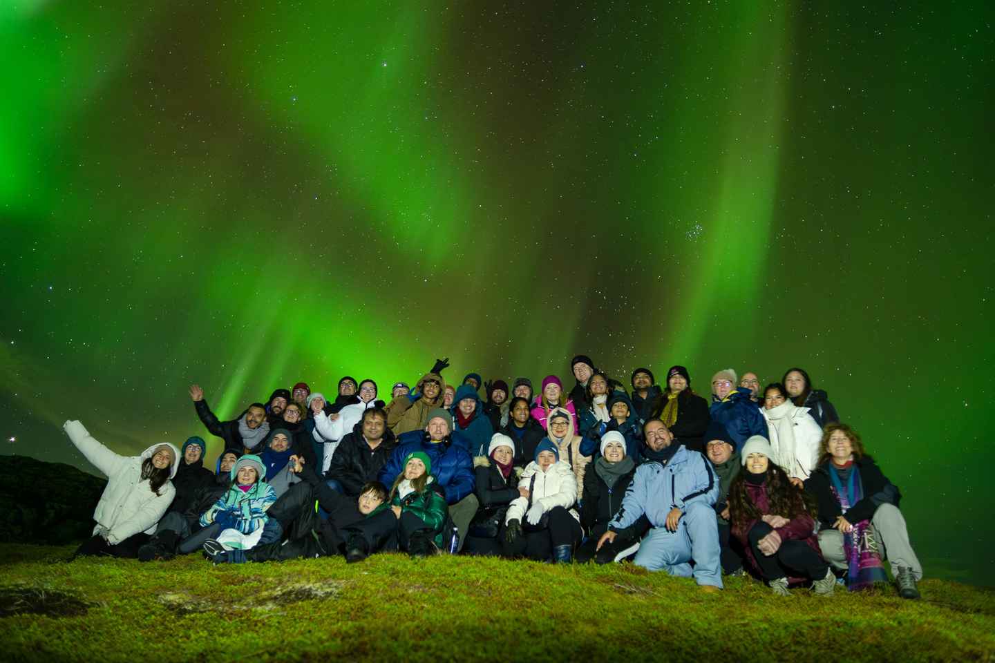 Tromsø: Northern Lights Adventure in Tromsø with Free Photos