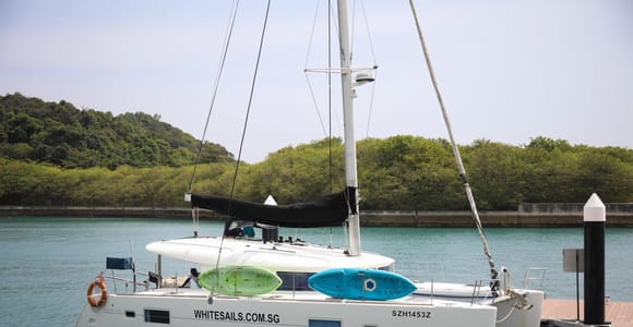 Singapore Yacht Charter onboard SunRise