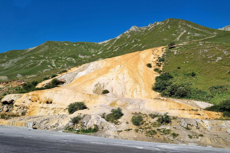 From Tbilisi: Kazbegi, Ananuri & Gudauri Private Tour
