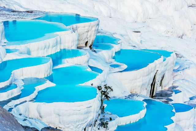 Visit Pamukkale and Hierapolis Full-Day Tour from Bodrum in Bodrum