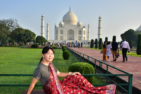 Bangalore to Taj Mahal, Agra day trip with return flights