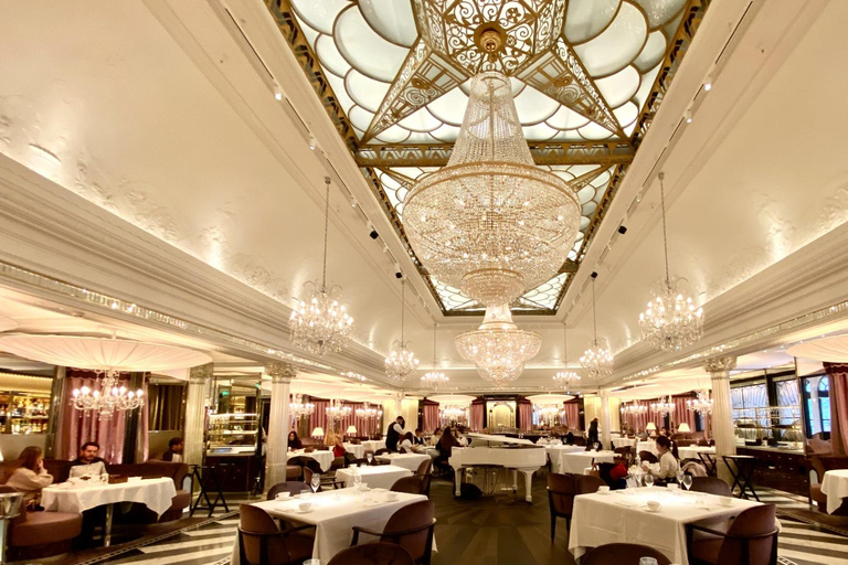 London Vintage Bus Tour and Cream Tea at Harrods