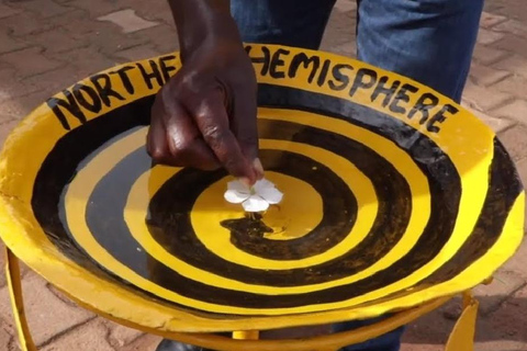 From Kampala: Uganda Equator Tour with Lunch & Drum-Making