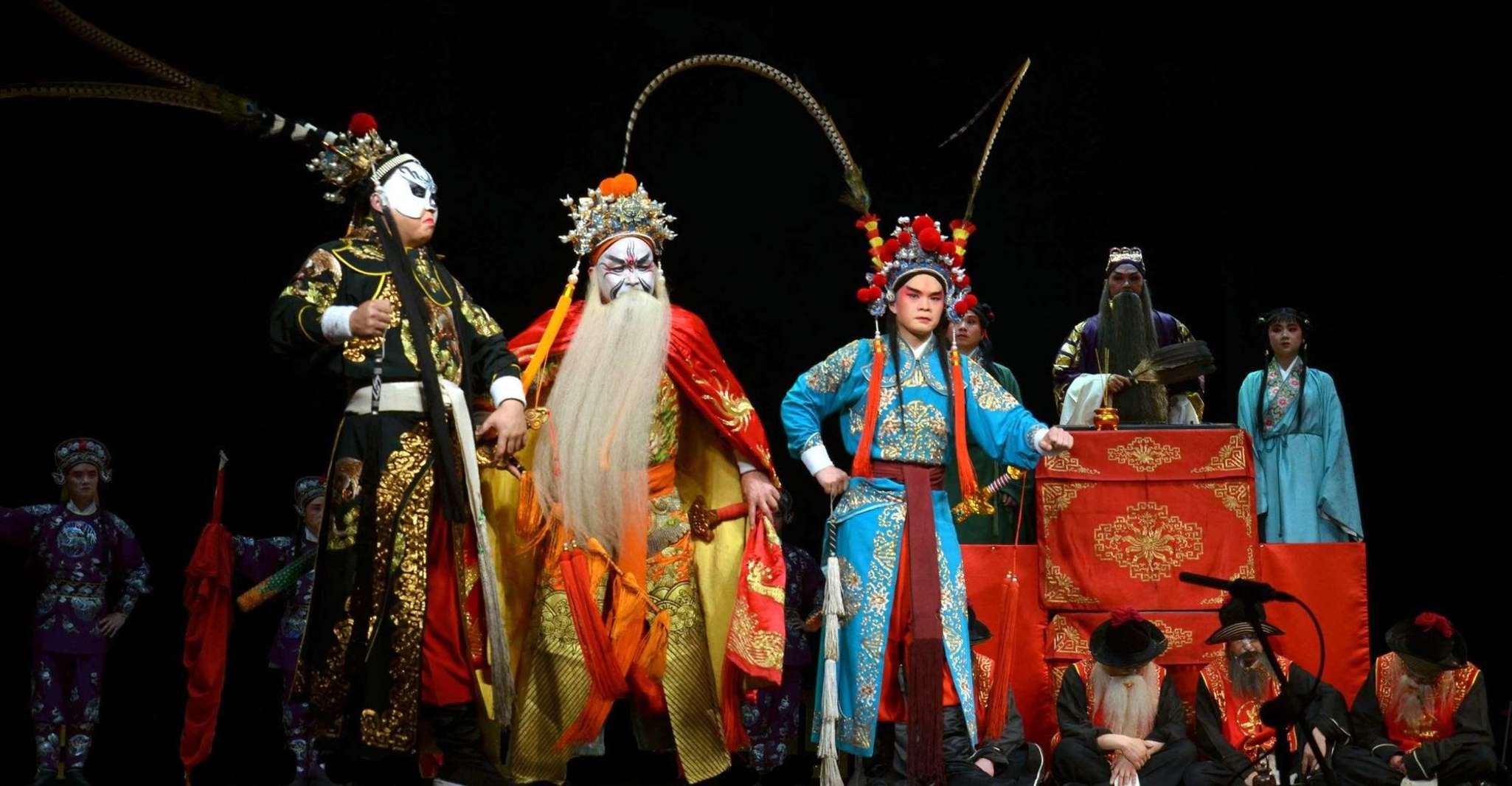 Sichuan opera night show at Jinjiang theater - Housity