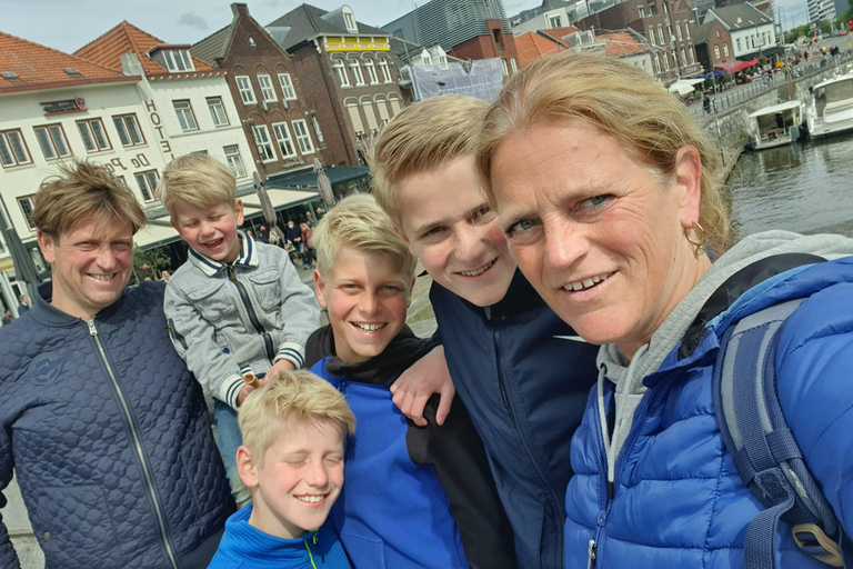 THe Hague: Team Up for a Playful Tour of The Hague Den Haag: Team Up for a Playful Tour of Den Haag