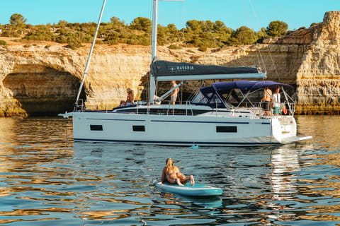 Portimão: Sunrise Luxury Sail-Yacht Cruise