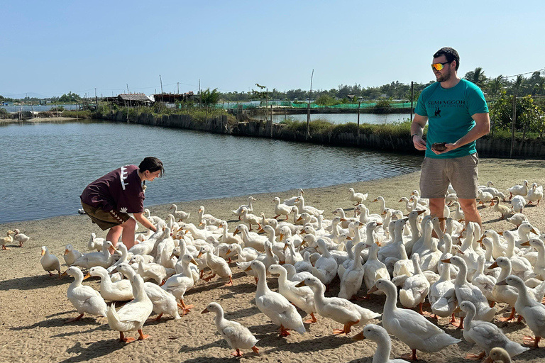 Hoi An: Duck Farm Experience with Local Family & Duck Leader