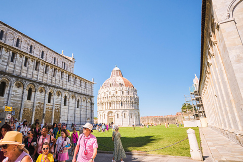 From Florence: Pisa Guided Day TourRound-trip Guided Transfer Only