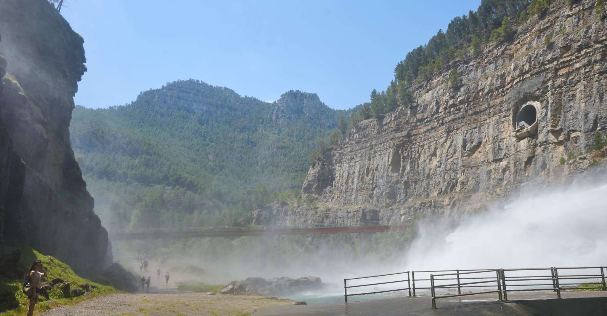 De Valência, Montanejos com trilha de caminhada - Hizvo
