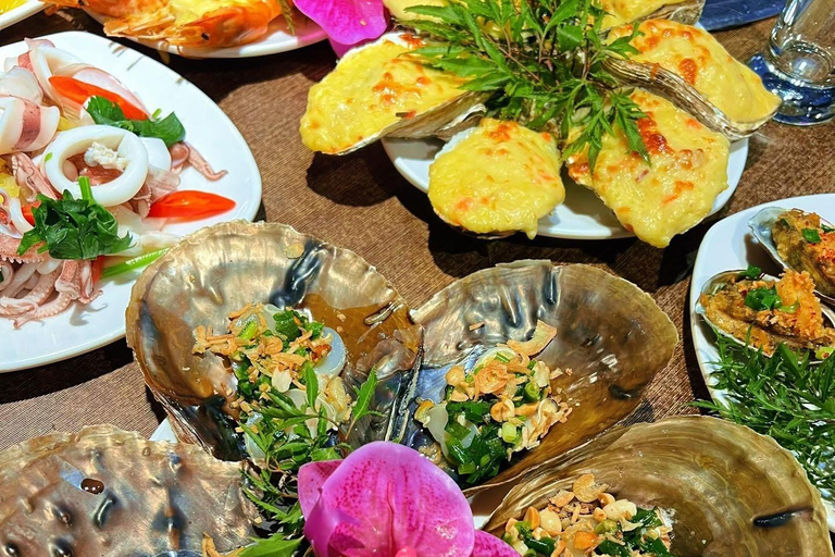 Explore Saigon City Sightseeing & Mekong Delta Cruise Tour Vip Tour With BBQ Lunch