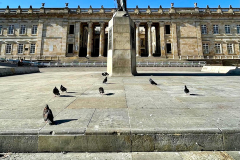 Bogotá: Architecture and Interior Design Recording Class with iPhone