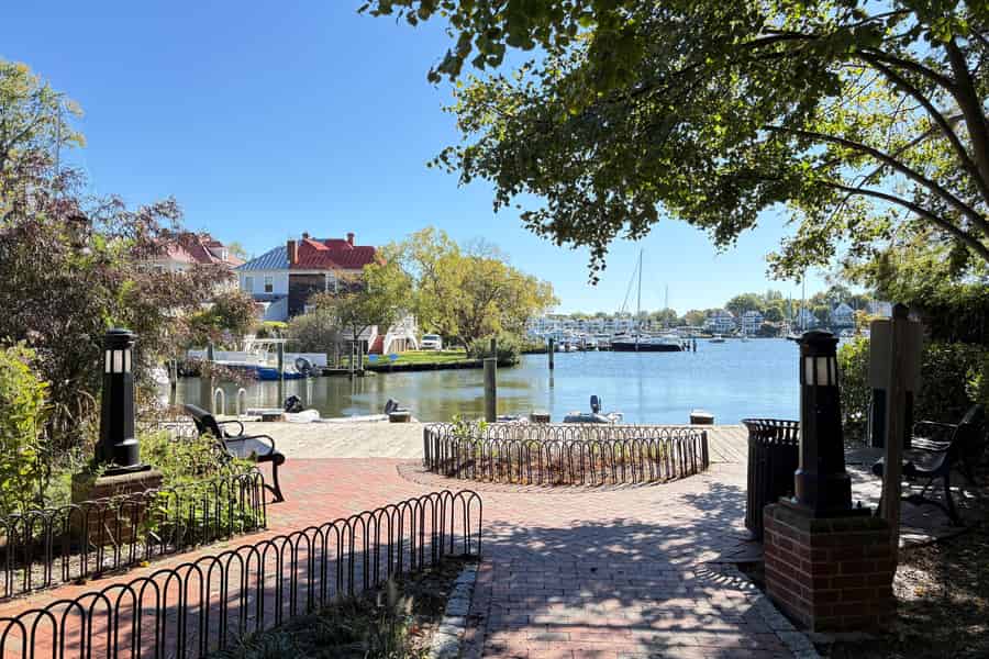 Annapolis: Male ein historisches Schiff. Foto: GetYourGuide Annapolis: Male ein historisches Schiff. Foto: GetYourGuide