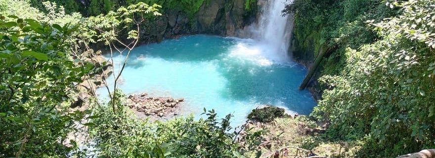 Río Celeste, paresseux, café, chocolat et canne à sucre